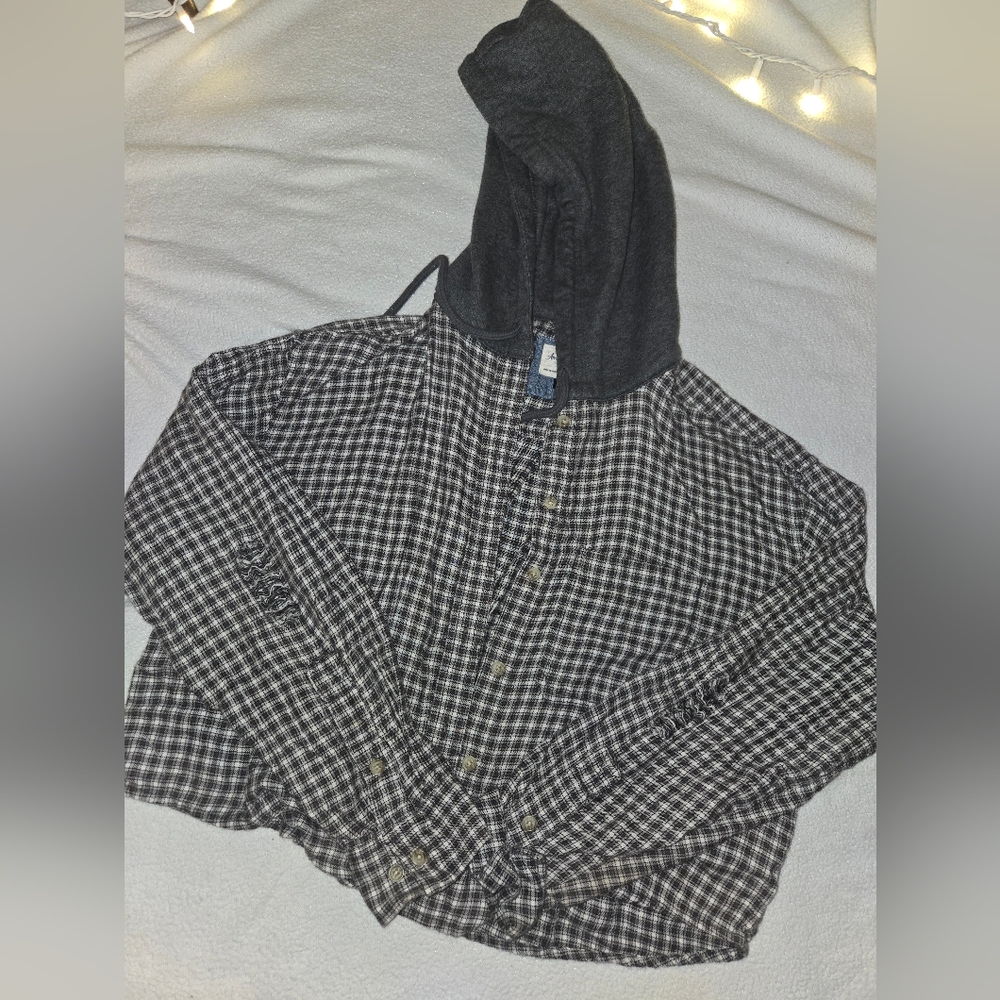 Small american eagle plaid button up